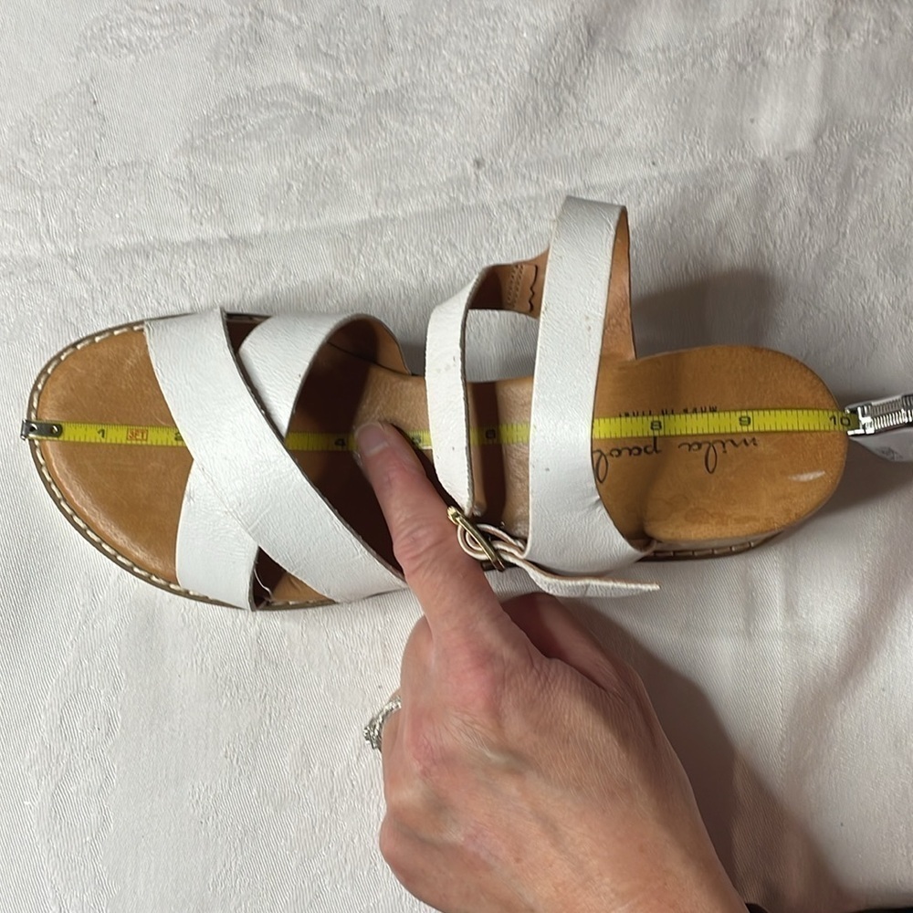 Women’s Mila Paoli Sandals - Picture 7 of 8